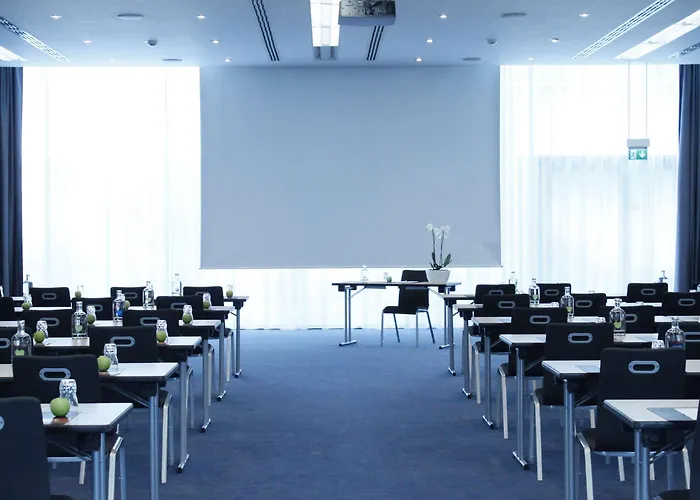 Intercityhotel Frankfurt Airport Terminal 3 Hotel 4*