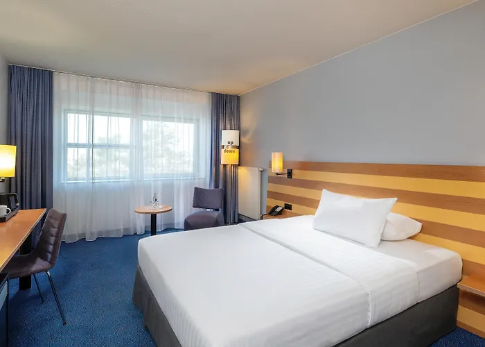 Intercityhotel Frankfurt Airport Terminal 3 4*